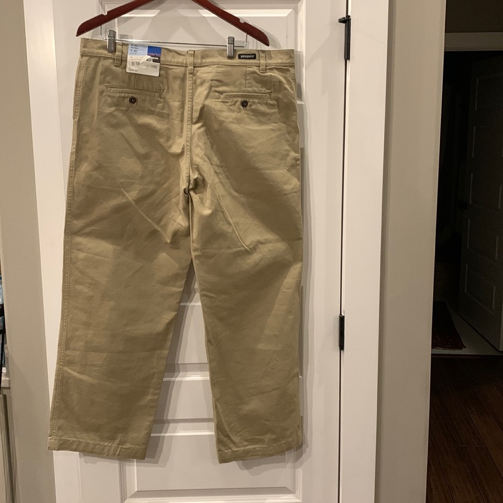 Patagonia Men’s Duck Pants (Short) Size: 38 x 30. Vintage. NWT